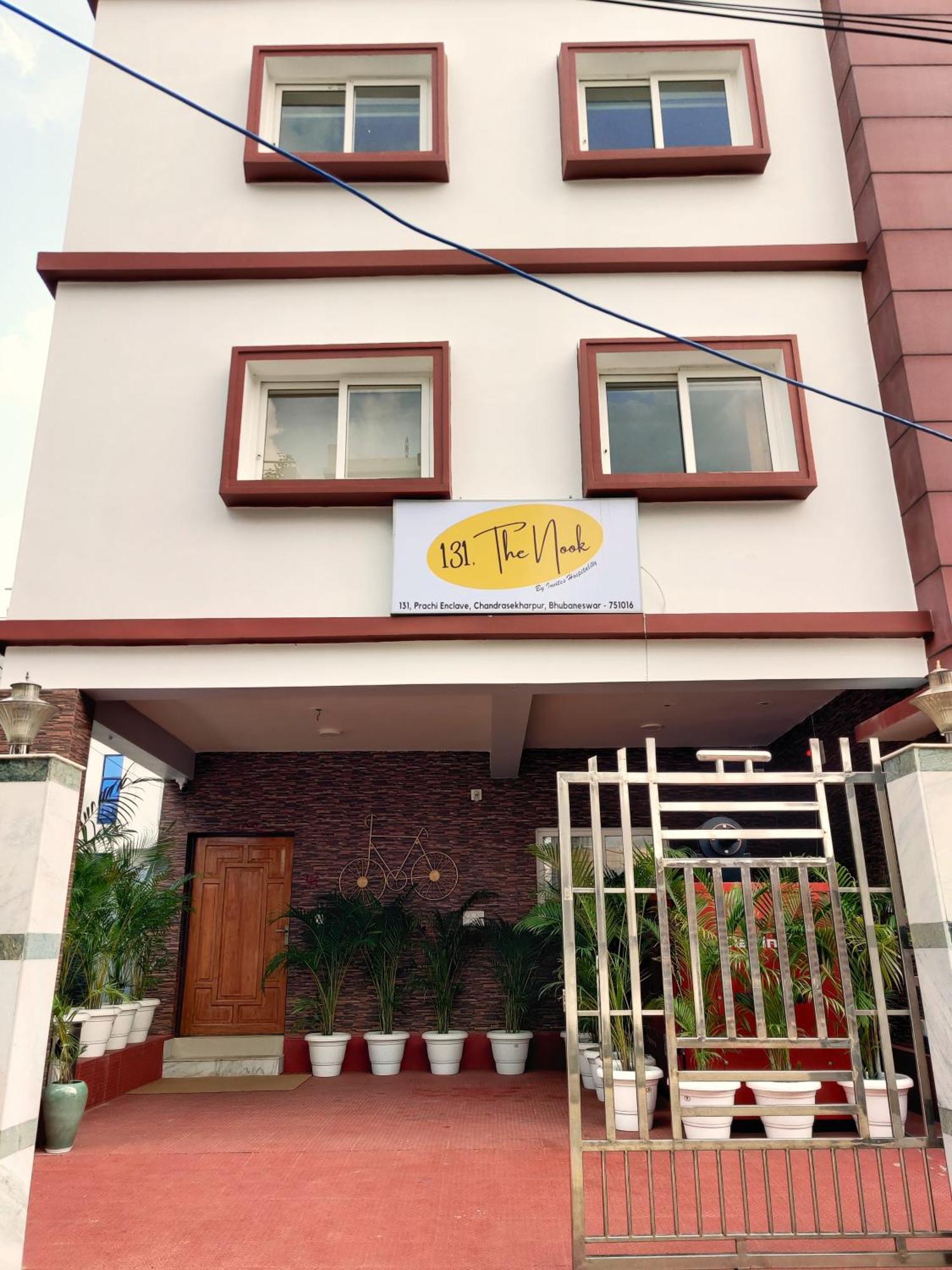 131,The Nook Hotel Bhubaneswar Exterior photo